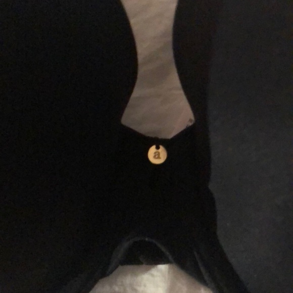 Soft black push-up bra - Picture 2 of 6